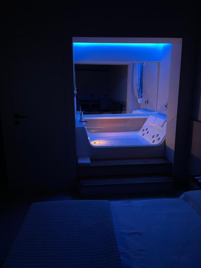 Le Dimore Degli Archi Rooms & Suite คาตาเนีย ภายนอก รูปภาพ