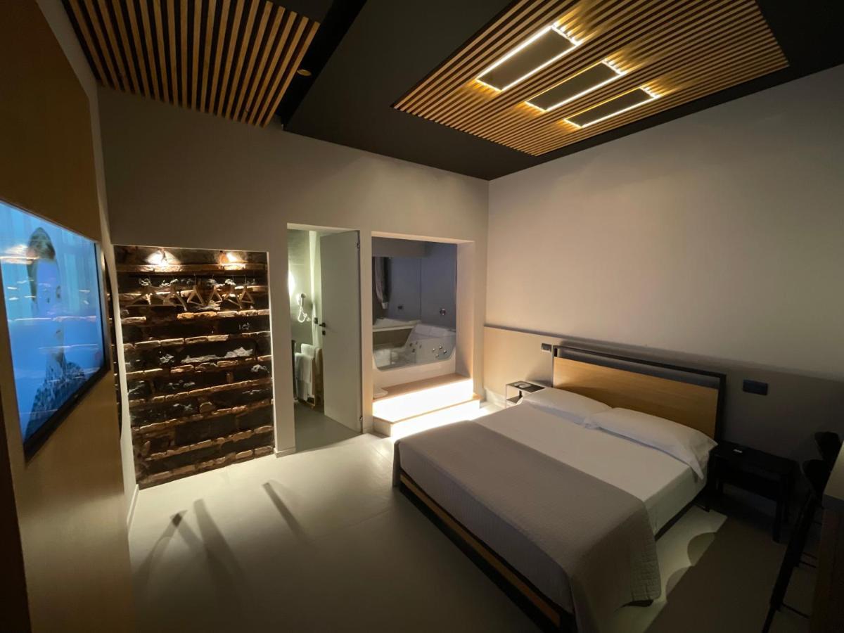 Le Dimore Degli Archi Rooms & Suite คาตาเนีย ภายนอก รูปภาพ