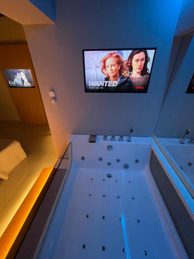 Le Dimore Degli Archi Rooms & Suite คาตาเนีย ภายนอก รูปภาพ