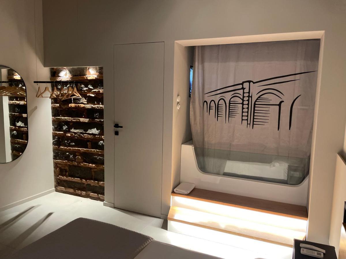 Le Dimore Degli Archi Rooms & Suite คาตาเนีย ภายนอก รูปภาพ