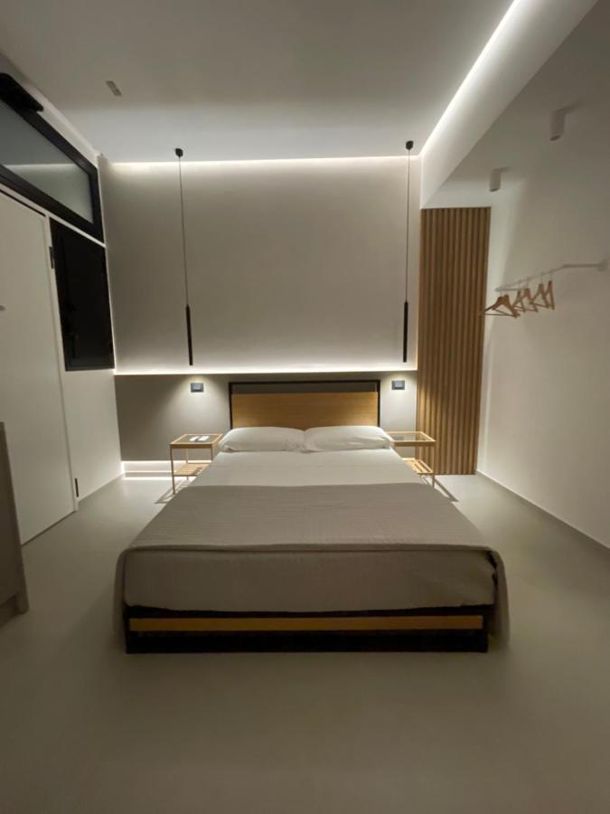 Le Dimore Degli Archi Rooms & Suite คาตาเนีย ภายนอก รูปภาพ