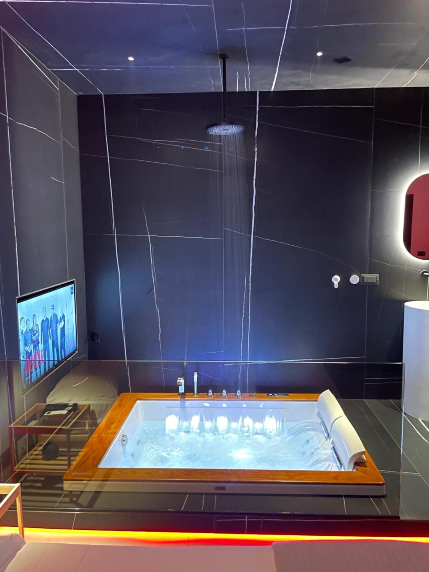 Le Dimore Degli Archi Rooms & Suite คาตาเนีย ภายนอก รูปภาพ