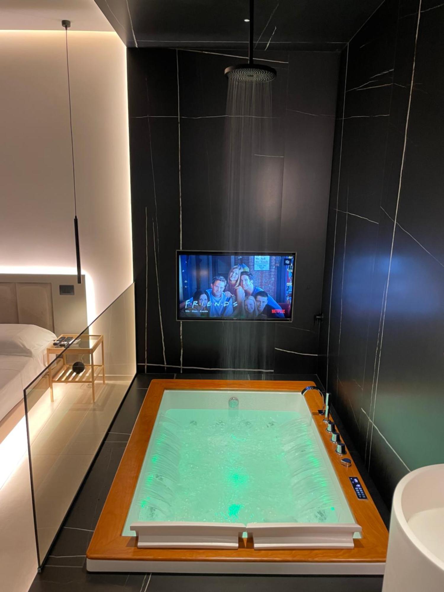 Le Dimore Degli Archi Rooms & Suite คาตาเนีย ภายนอก รูปภาพ